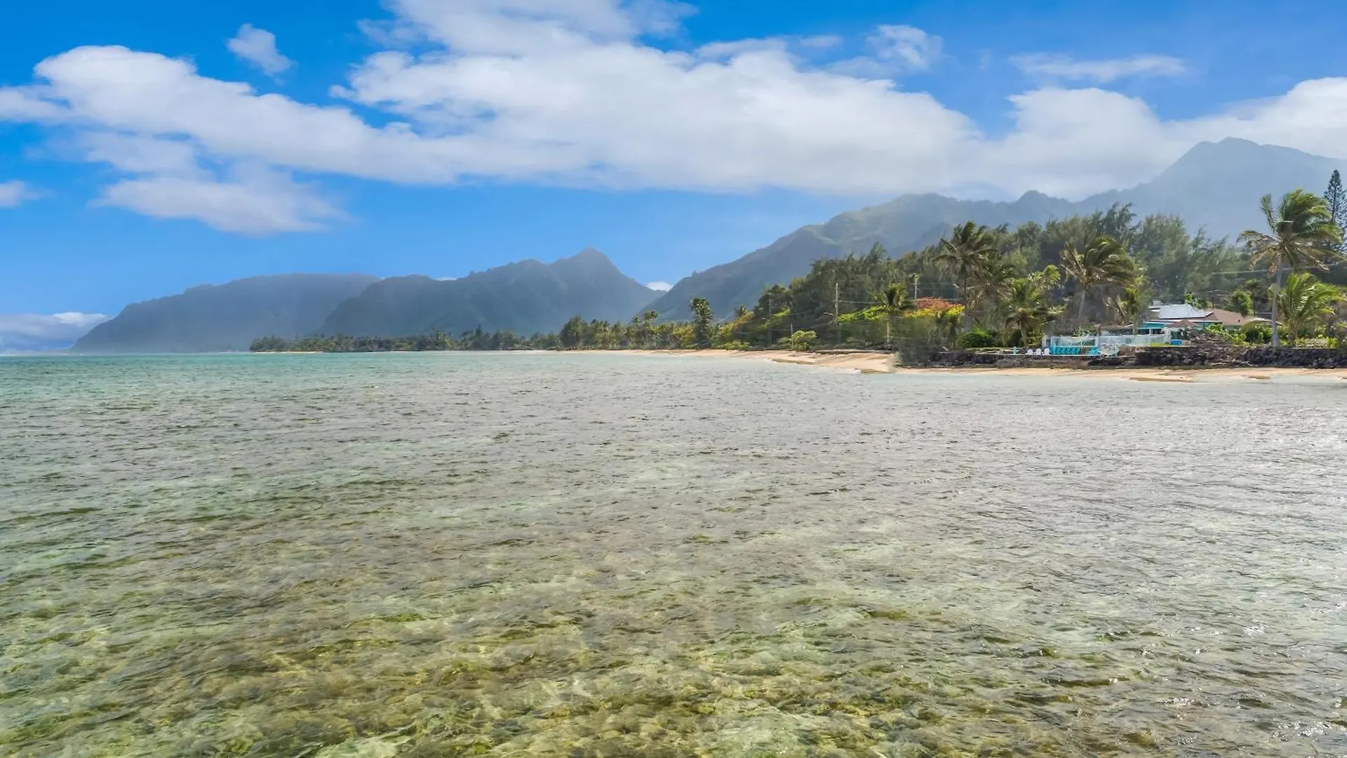 Ethereal Hawaii Beachfront Estate: Private Beach, Jacuzzis & Film Site Punaluu Villa